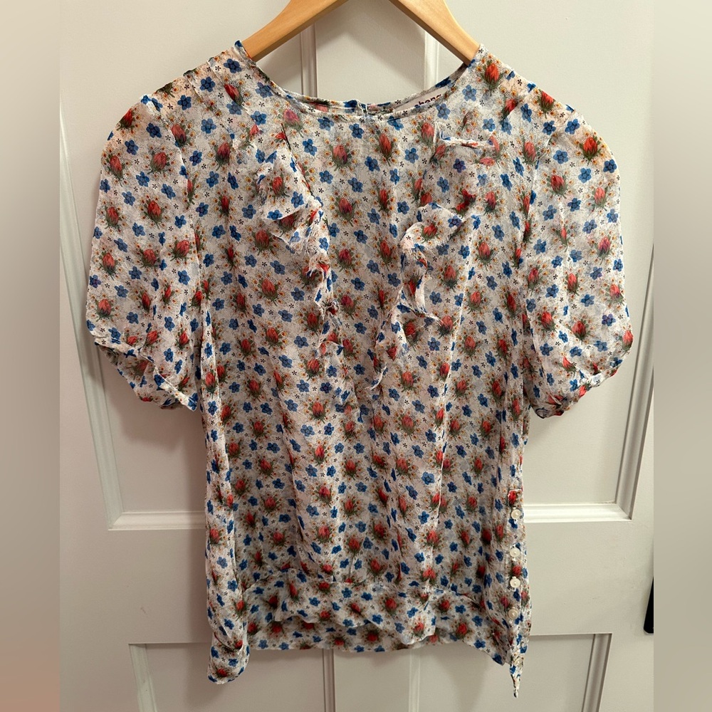 A. Cheng silk chiffon blouse. Women’s medium. Never worn.